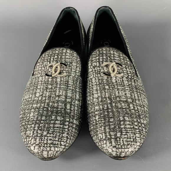 CHANEL Size 8 CC Silver Black Glitter Loafer Flats - Picture 4 of 10